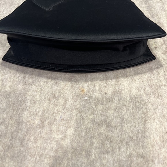 Gorgeous Victoria Secret Handbag Black Satin Cocktail Bag With Heart‎ EUC - Picture 8 of 11